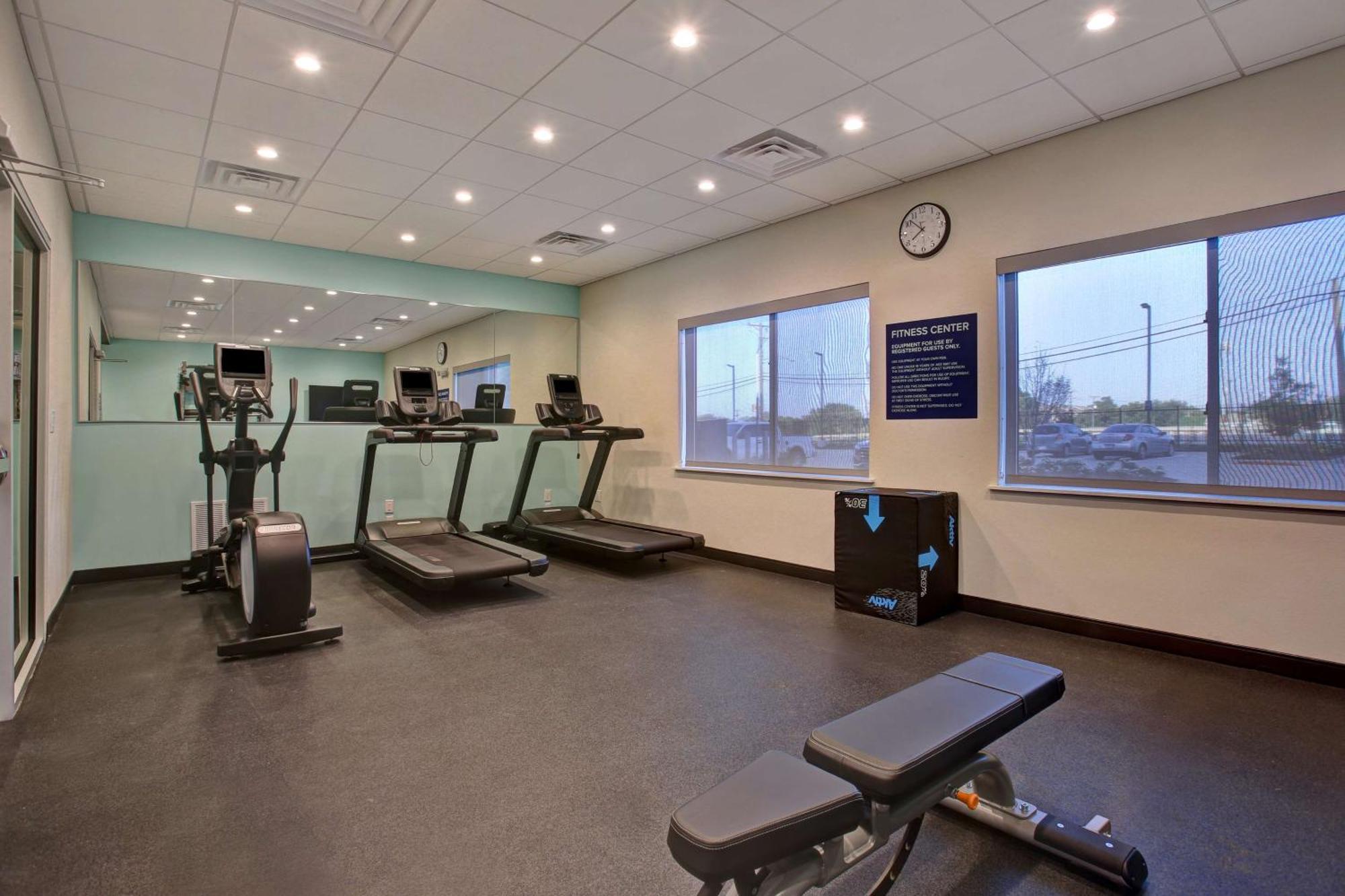 Hotel Tru By Hilton Grand Prairie Extérieur photo